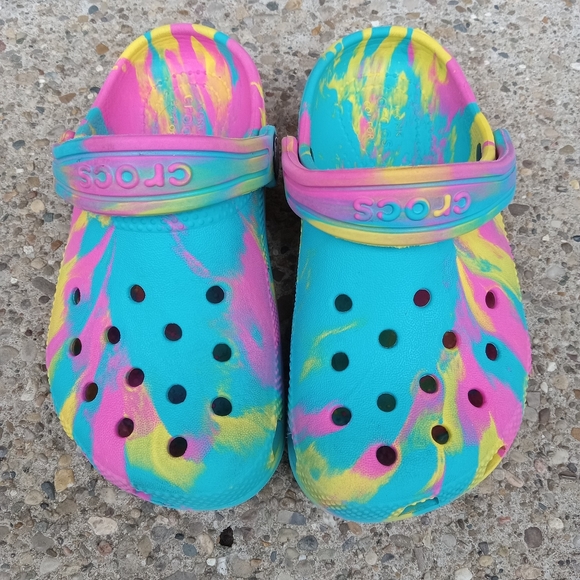 Size 10 crocs - Picture 9 of 14